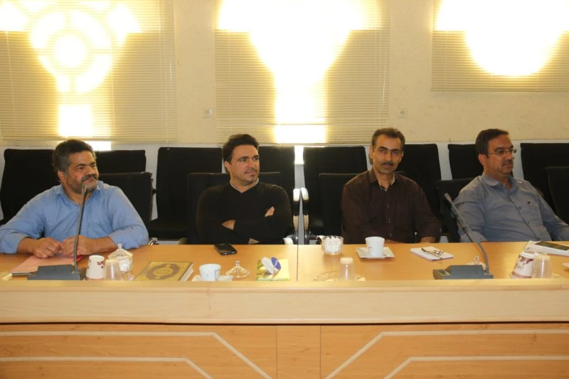 در راستای بیانیه گام دوم انقلاب اسلامی، در دانشگاه فرهنگیان یزد برگزار شد:

دوره بالندگی الزامات، چالش ها و قابلیت های شبکه های اجتماعی و کاربرد آن در آموزش
 7