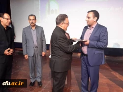 سرپرست معاونت نظارت، ارزیابی و تضمین کیفیت دانشگاه فرهنگیان گفت: نیروی انسانی متخصص و دانش مدار از جمله دارایی های ارزشمند سازمان است. 6