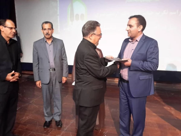 سرپرست معاونت نظارت، ارزیابی و تضمین کیفیت دانشگاه فرهنگیان گفت: نیروی انسانی متخصص و دانش مدار از جمله دارایی های ارزشمند سازمان است. 6