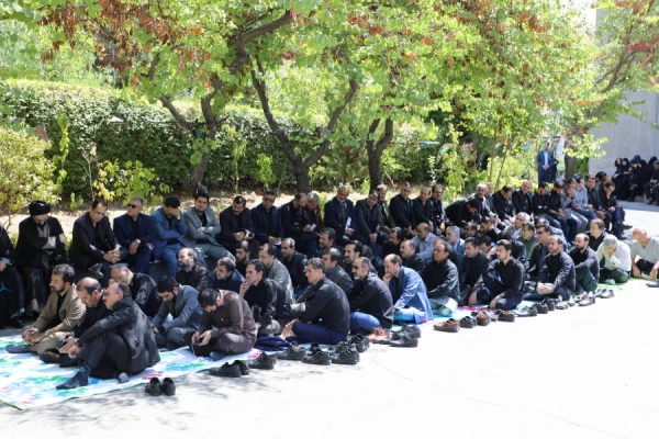 حماسه کربلا در عین تلخی درسنامه است 5