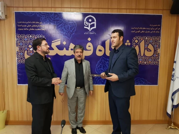 در نشست ضمیمی با نیروهای نقلیه از خدمات آنان تجلیل شد.  4