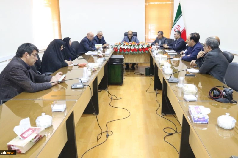 در جهت تامین کسری فضای خوابگاهی پردیس خواهران یزد انجام شد:

دیدار هیئت رئیسه دانشگاه فرهنگیان استان یزد با مدیر کل آموزش و پرورش استان
 7