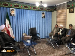 دکتر حمیدرضا مشهدی سرپرست جدید مدیریت امور پردیس های دانشگاه فرهنگیان استان قزوین با آیت الله اسلامی نماینده مردم استان قزوین در مجلس خبرگان رهبری وامام جمعه تاکستان دیدار وگفتگو کرد. 2