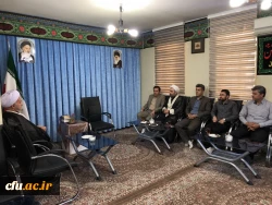 دکتر حمیدرضا مشهدی سرپرست جدید مدیریت امور پردیس های دانشگاه فرهنگیان استان قزوین با آیت الله اسلامی نماینده مردم استان قزوین در مجلس خبرگان رهبری وامام جمعه تاکستان دیدار وگفتگو کرد. 4