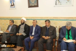 دیدار اعضای بنیاد خیرین حامی دانشگاه فرهنگیان یزد با امام جمعه موقت یزد
 5