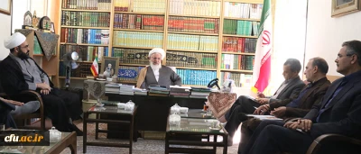 در آستانه شروع سال تحصیلی جدید برگزار شد:

دیدار هیأت رئیسه دانشگاه فرهنگیان یزد با نماینده ولی فقیه و امام جمعه یزد