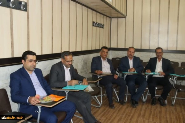 نشست گروه های آموزشی دانشگاه فرهنگیان یزد در آستانه شروع سال تحصیلی جدید
 9