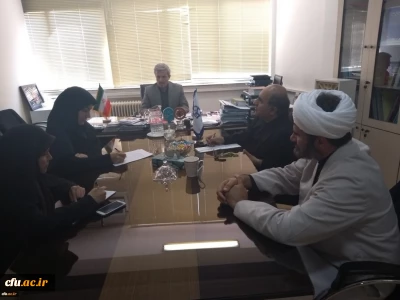 جلسه کار پوشه فرهنگی با تبیین ارائه امتیازات ویژه فعالیت های فرهنگی برگزار شد.