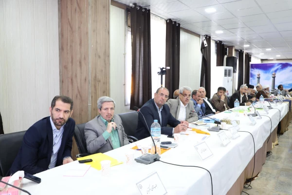 تاکید بر اهتمام در اجرایی شدن طرح 100-31 و افزایش سالیانه  پذیرش دانشجومعلم 
 7