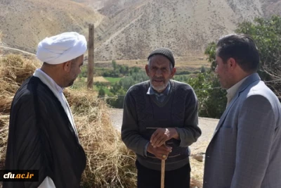 بازدید سرپرست دانشگاه فرهنگیان استان قزوین ازاردوهای جهادی دانشجویان درمناطق محروم

دکتر مشهدی سرپرست امور پردیس های دانشگاه فرهنگیان استان قزوین با حضور درمحل اردوی جهادی دانشجویان این دانشگاه در مناطق محروم شهرستان آوج از نزدیک درجریان فعالیت های آنان قرار گرفت.