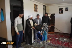 دکتر مشهدی سرپرست امور پردیس های دانشگاه فرهنگیان استان قزوین با حضور درمحل اردوی جهادی دانشجویان این دانشگاه در مناطق محروم شهرستان آوج از نزدیک درجریان فعالیت های آنان قرار گرفت. 3