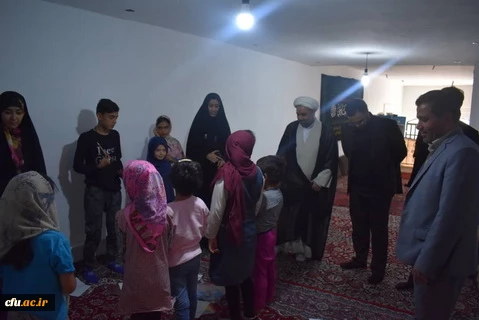 دکتر مشهدی سرپرست امور پردیس های دانشگاه فرهنگیان استان قزوین با حضور درمحل اردوی جهادی دانشجویان این دانشگاه در مناطق محروم شهرستان آوج از نزدیک درجریان فعالیت های آنان قرار گرفت. 5