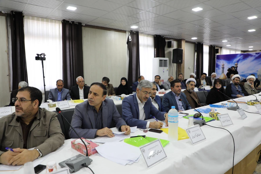 حجت الاسلام و المسلمین قرائتی 5