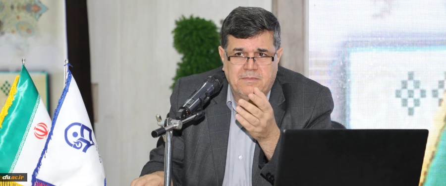 دانشگاه با آینده چند نسل و تربیت معلمانی برای پرورش نسل های آینده، امانتی سنگین بر عهده دارد 2