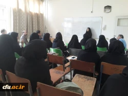 حضور معاون آموزشی همزمان با آغاز نیم سال تحصیلی در مرکز شهید شرافت 4