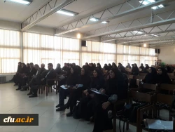 حضور معاون آموزشی همزمان با آغاز نیم سال تحصیلی در مرکز شهید شرافت 6