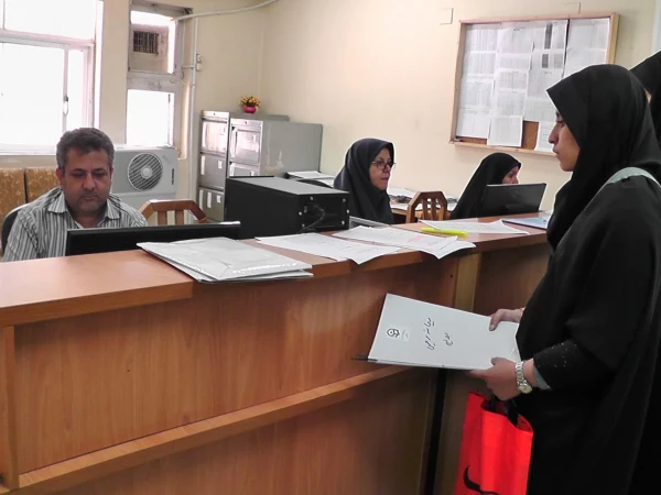 ثبت نام از دانشجویان جدید الورود دانشگاه فرهنگیان استان اصفهان