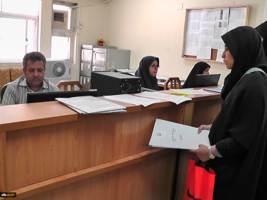 ثبت نام از دانشجویان جدید الورود دانشگاه فرهنگیان استان اصفهان