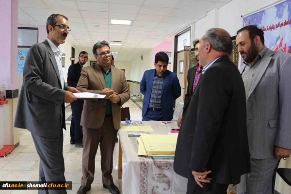 بازدید دکتر صفرزاده از روند ستاد ثبت نام دانشجویان جدید الورد پردیس های خراسان شمالی 3