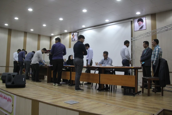 آغاز فرایند ثبت نام از نو دانشجویان دانشگاه فرهنگیان هرمزگان
 3