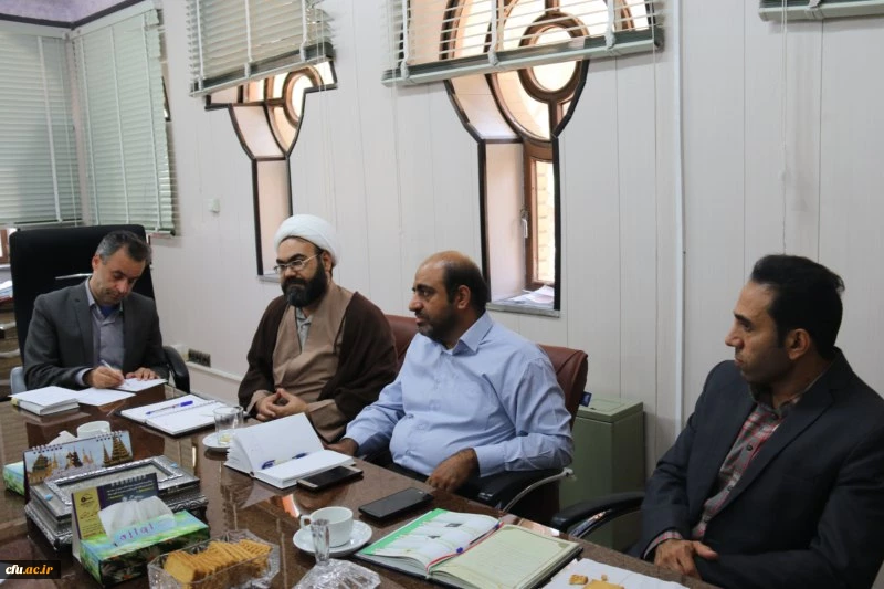 جلسه هماهنگی ثبت نام و پذیرش دانشجومعلمان جدیدالورود سال 99 -98 در دانشگاه فرهنگیان یزد برگزار شد
 6