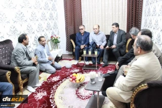 همزمان با گردهمایی مدیران در استان تهران و با حضور دکتر خنیفر ، دکتر بلاغی و سایر مسئولین صورت گرفت

دیدار با خانواده محترم شهید والا مقام، مصطفی یوسفی 