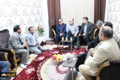 همزمان با گردهمایی مدیران در استان تهران و با حضور دکتر خنیفر ، دکتر بلاغی و سایر مسئولین صورت گرفت

دیدار با خانواده محترم شهید والا مقام، مصطفی یوسفی 