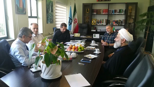 اگر بخواهیم در آموزش و پرورش سرمایه گذاری کنیم باید از دانشگاه فرهنگیان آغاز کنیم. 4