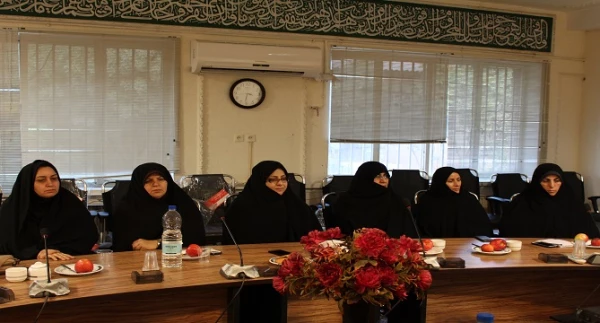 تعامل بین دانشگاه فرهنگیان و آموزش و پرورش دوسویه است. 4