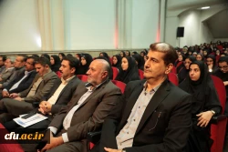 معلمی بهترین انتخاب است به آن عشق بورزید و هیچ وقت خود را با دیگران مقایسه نکنید
 8