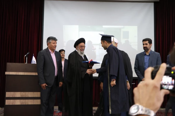 حضور و سخنرانی آیت الله طباطبایی نژاد نماینده ولی فقیه در استان و امام جمعه اصفهان