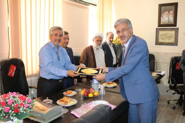 تودیع و معارفه سرپرستان سابق و جدید پردیس حضرت رسول اکرم (ص) استان خوزستان