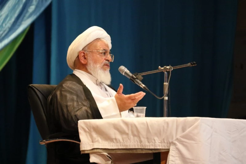 آیت الله ناصری در آئین استقبال از نو دانشجو معلمان دانشگاه فرهنگیان یزد:

تحول در آموزش و پرورش وظیفه تمام افراد است.
 19