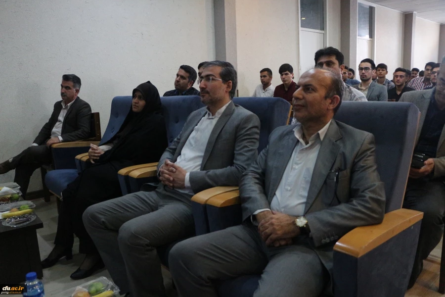 دانشجومعلمان عزیز باید نسبت به وظایف و مأموریت های خطیر خود آگاه و حساس باشند. 4