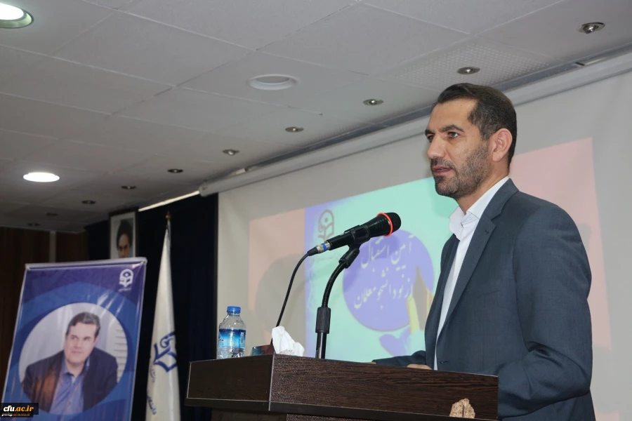 دانشجومعلمان عزیز باید نسبت به وظایف و مأموریت های خطیر خود آگاه و حساس باشند. 7