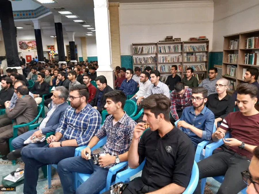 کنگره ملی نقش امام خمینی (ره) در دفاع مقدس و 6200 شهید استان مرکزی

شرکت دانشجویان دانشگاه فرهنگیان استان مرکزی در اجلاسیه شهدای دانشجو 2