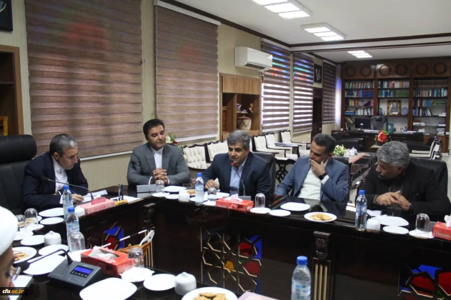 چهارمین نشست کمیته استانی هیات امنای دانشگاه  فرهنگیان استان بوشهر برگزار شد
با حضور استاندار بوشهر، چهارمین نشست کمیته استانی هیات امنای دانشگاه  فرهنگیان استان بوشهر در دفتر استاندار برگزار شد. 3