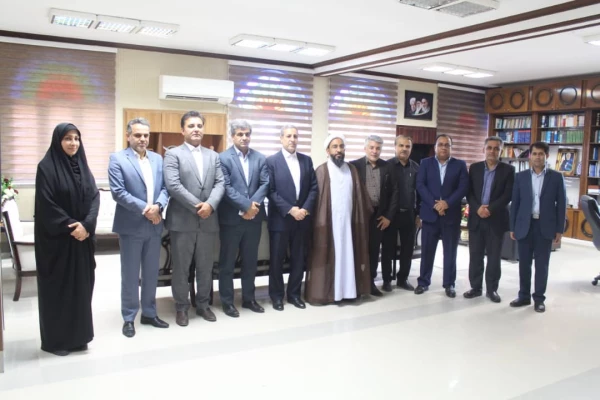 چهارمین نشست کمیته استانی هیات امنای دانشگاه  فرهنگیان استان بوشهر برگزار شد
با حضور استاندار بوشهر، چهارمین نشست کمیته استانی هیات امنای دانشگاه  فرهنگیان استان بوشهر در دفتر استاندار برگزار شد. 5