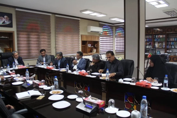 چهارمین نشست کمیته استانی هیات امنای دانشگاه  فرهنگیان استان بوشهر برگزار شد
با حضور استاندار بوشهر، چهارمین نشست کمیته استانی هیات امنای دانشگاه  فرهنگیان استان بوشهر در دفتر استاندار برگزار شد. 4