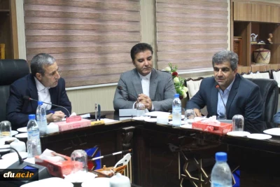 
با حضور استاندار بوشهر، چهارمین نشست کمیته استانی هیات امنای دانشگاه  فرهنگیان استان بوشهر در دفتر استاندار برگزار شد.