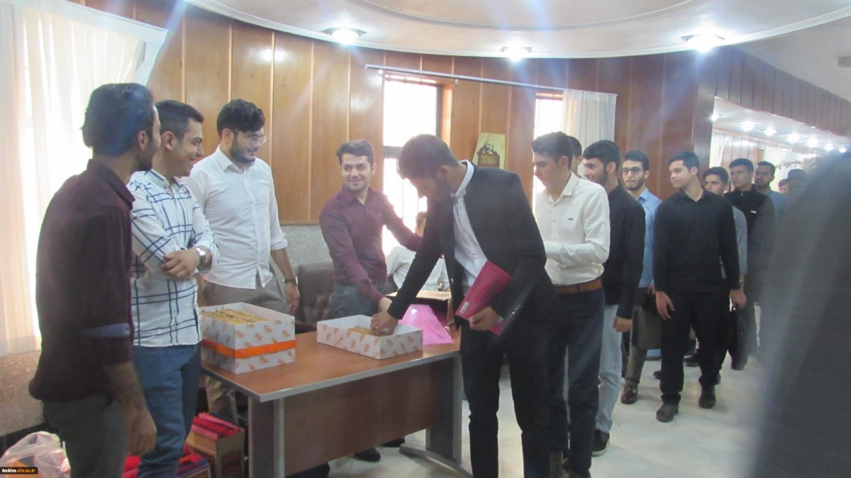 برگزاری مراسم استقبال از نو دانشجو معلمان پردیس حکیم فردوسی البرز
 9