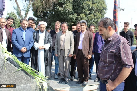 نودانشجومعلمان پردیس شهید رجایی قزوین باحضور درگلزار شهدای قزوین با آرمانهای مقدس شهدا تجدید میثاق کردند. 5