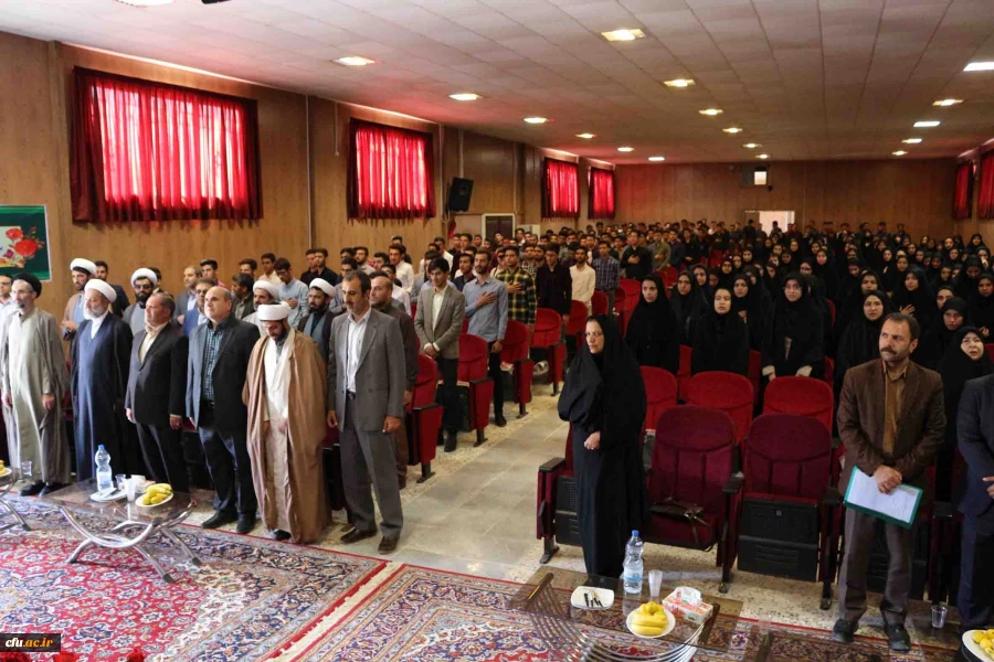 آئین استقبال از دانشجویان جدیدالورود پردیس های دانشگاه فرهنگیان خراسان شمالی با حضور نماینده ولی فقیه و امام جمعه شهرستان بجنورد برگزار شد.

دکتر صفرزاده: امروز عصر دانایی است 2