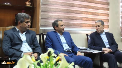 معاون پژوهشی و فناوری دانشگاه فرهنگیان در دیدار با استاندار بوشهر:

در سال گذشته حدود 41 هزار دانشجو پذیرش کردیم