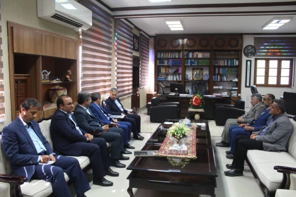 معاون پژوهشی و فناوری دانشگاه فرهنگیان در دیدار با استاندار بوشهر:
در سال گذشته حدود 41 هزار دانشجو پذیرش کردیم 7