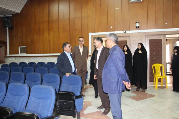 تلاش کنیم تا بهترین شرایط برای  بهترین فصل عمر دانشجو معلمان در دانشگاه فرهنگیان فراهم شود. 3