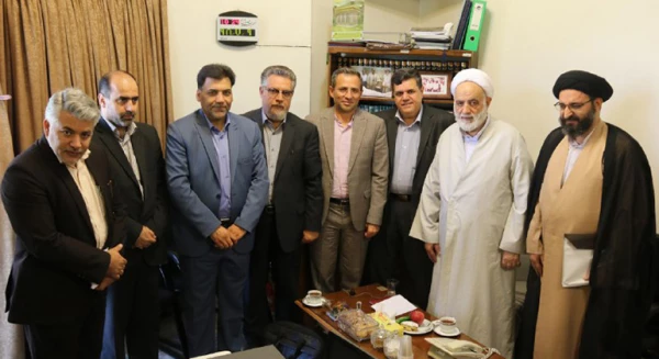 تعمیق و توسعه فرهنگ اقامه نماز نیازمند توجه همگان است 2