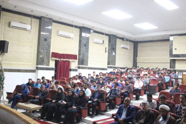 با حضور مشاور رئیس دانشگاه فرهنگیان کشور

برگزاری آئین استقبال دانشجومعلمان نوورود پردیس علامه طباطبایی بوشهر 3