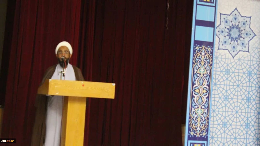 با حضور مشاور رئیس دانشگاه فرهنگیان کشور

برگزاری آئین استقبال دانشجومعلمان نوورود پردیس علامه طباطبایی بوشهر 5