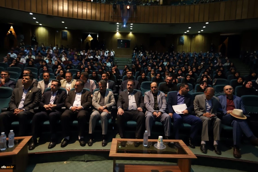 آیین استقبال از دانشجومعلمان جدید الورود دانشگاه فرهنگیان  فارس برگزار گردید 7